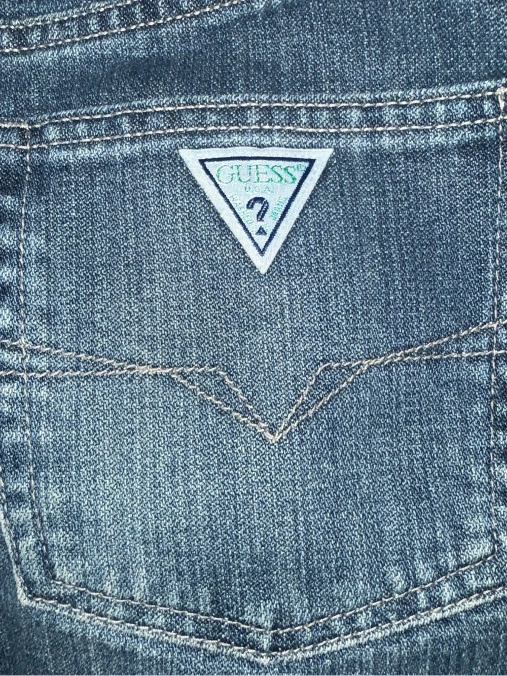 Guess straight silhouette